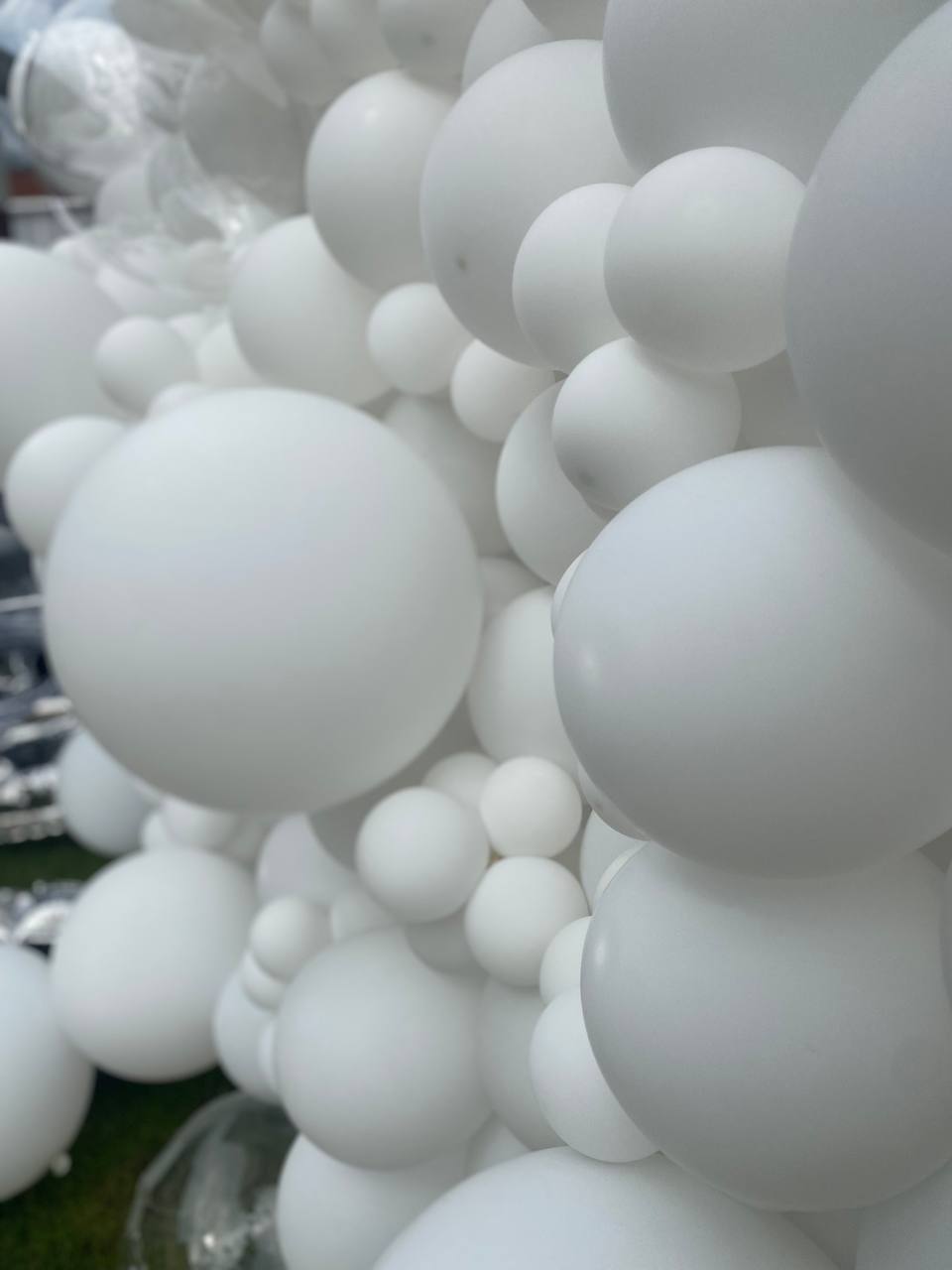 Ballonwolke in Weiß
